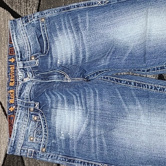 ROCK REVIVAL EMILIE EMBROIDERED BOYFRIEND CROP DENIM JEAN - Picture 8 of 16